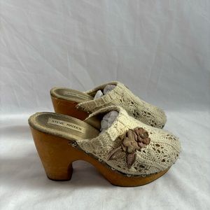 Steve Madden Clogs Knit Crochet Floral Detail Chunky Platform Womens Size 7 Mule